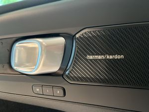 Volvo EX40 bild 12