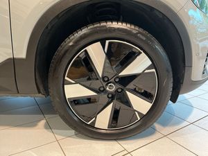 Volvo EX40 bild 10