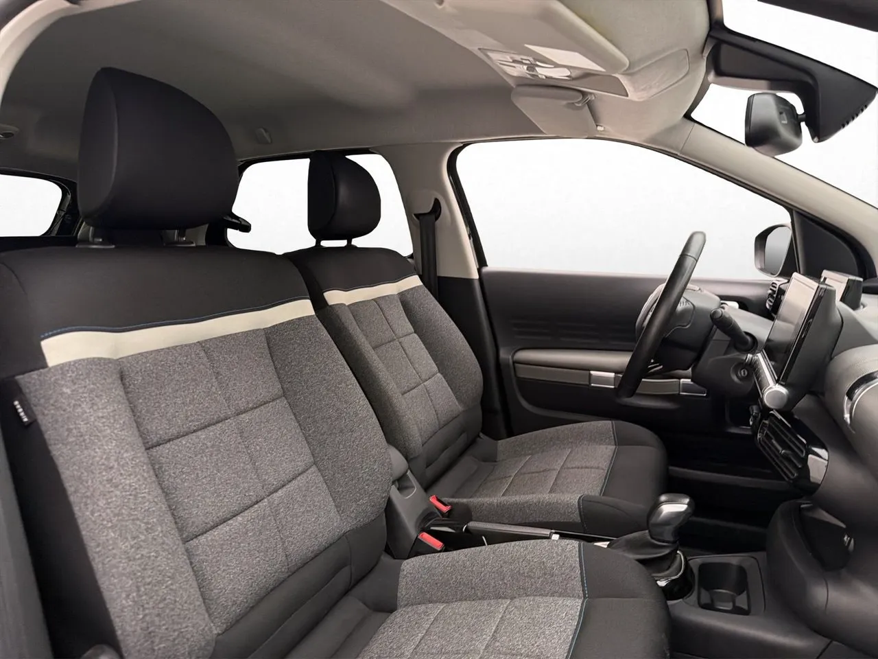 Vehicle image 21