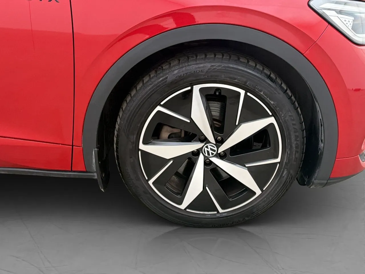 Vehicle image 29