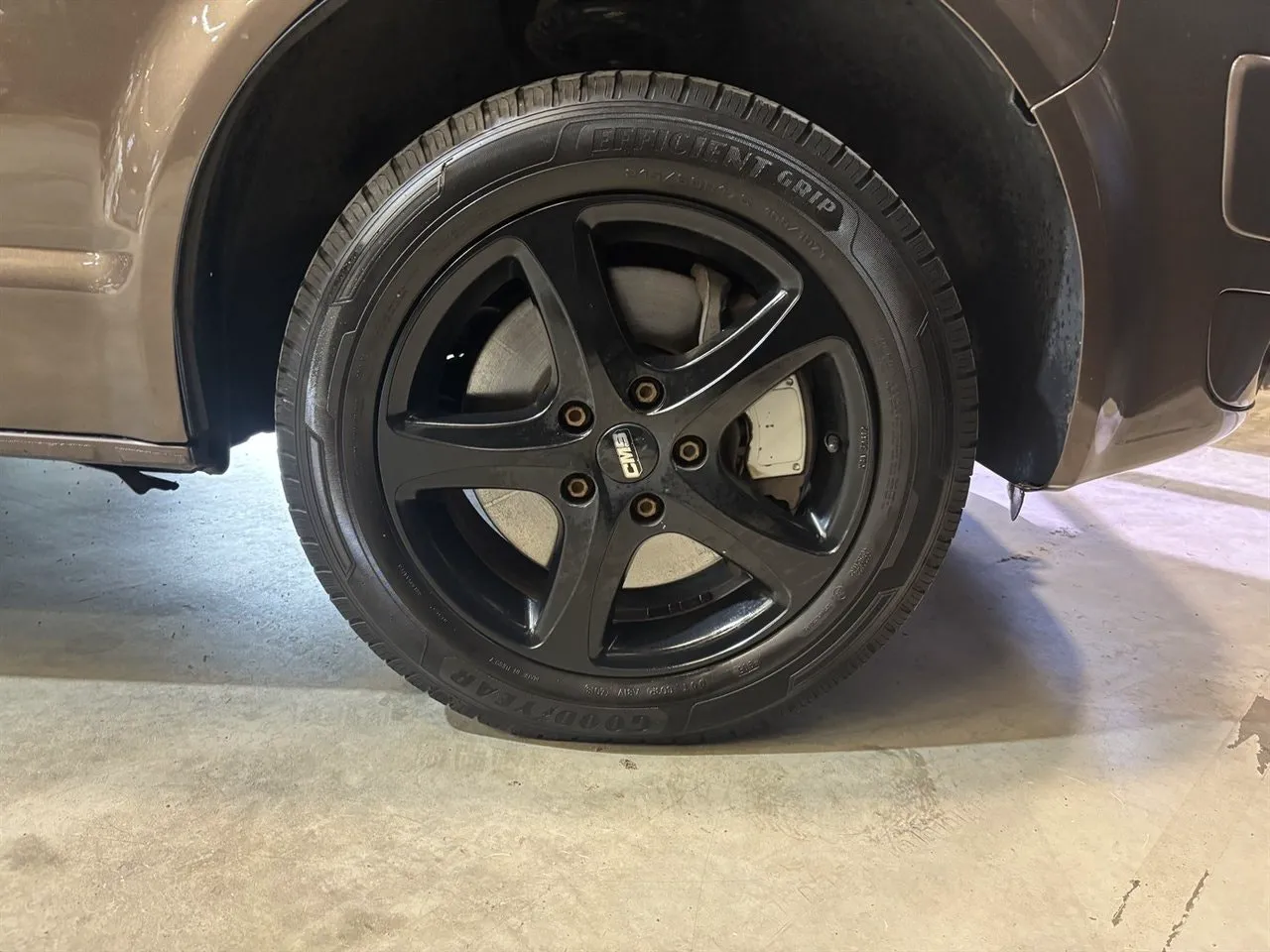 Vehicle image 21