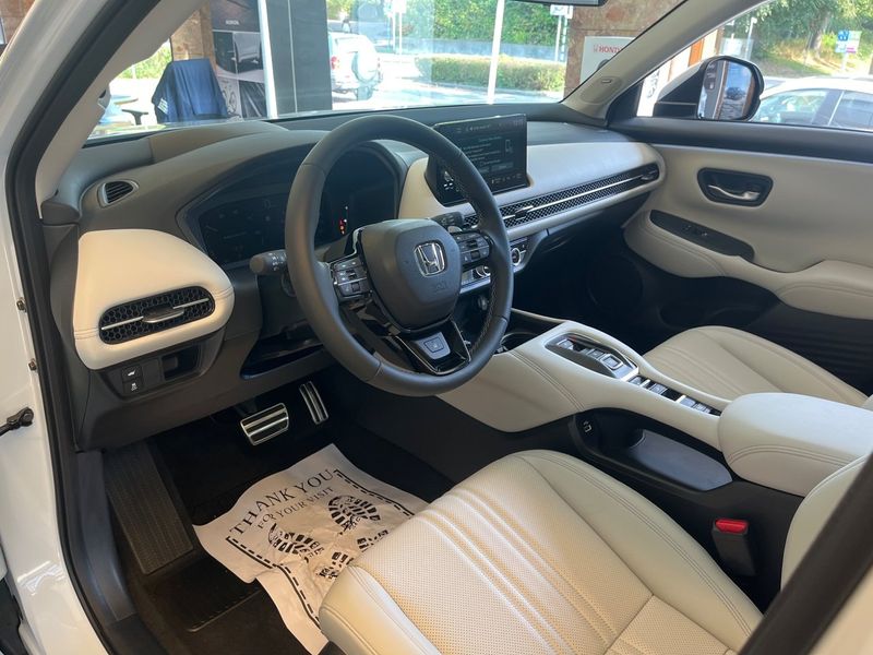 Honda ZR-V bild 10