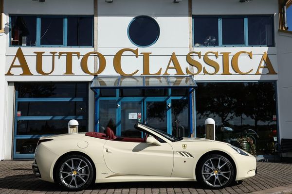 Ferrari California F1 * SV-SÅLD, 2200 MIL * - 2010