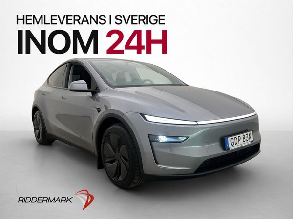 Tesla Model Y Standard Range RWD 299hk Adp-Fart Pano Kamera - 2025
