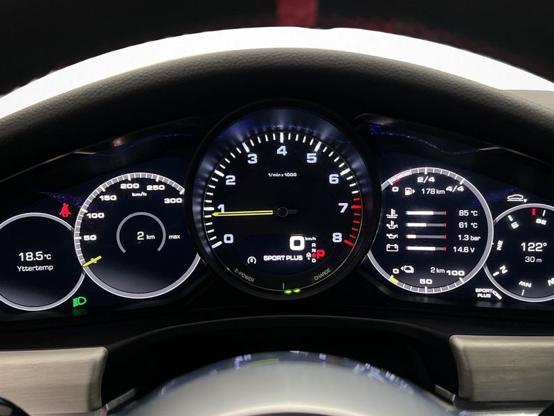 Porsche Panamera bild 35