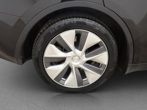 Tesla Model Y bild 30