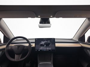 Tesla Model Y bild 14
