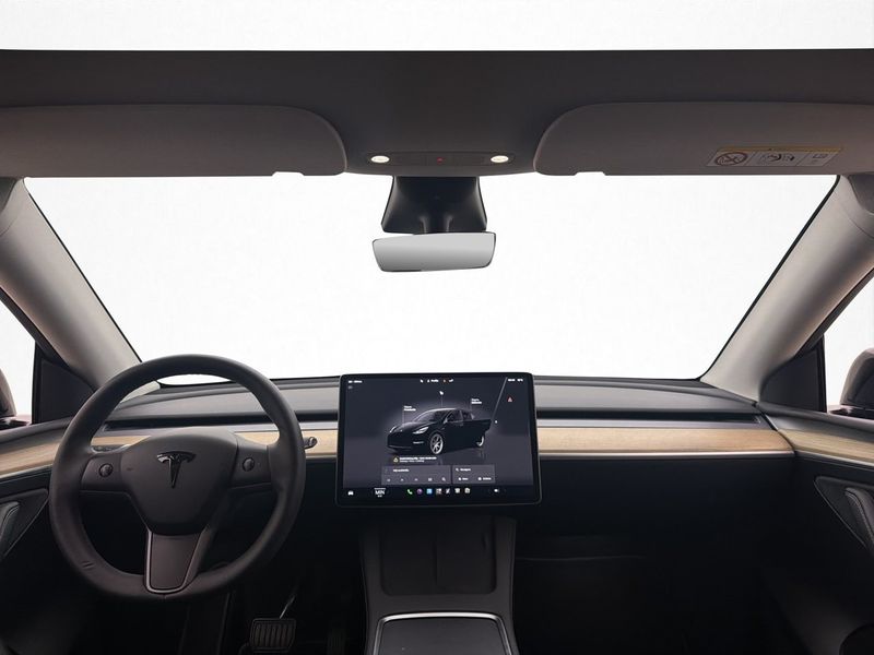 Tesla Model Y bild 14