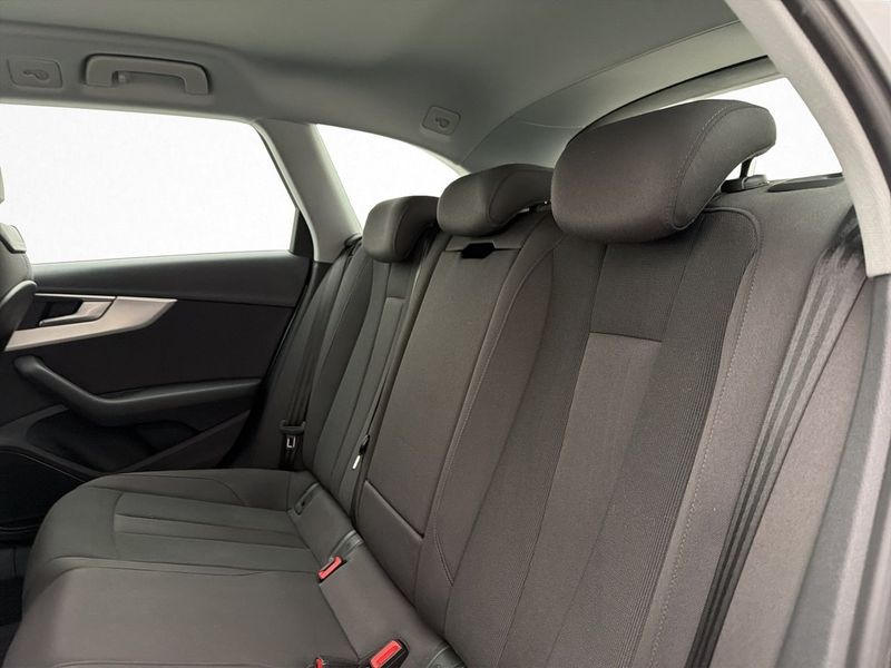Audi A4 bild 20
