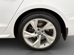Audi A4 bild 30