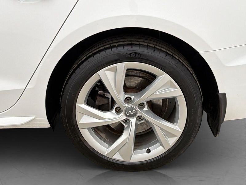 Audi A4 bild 30