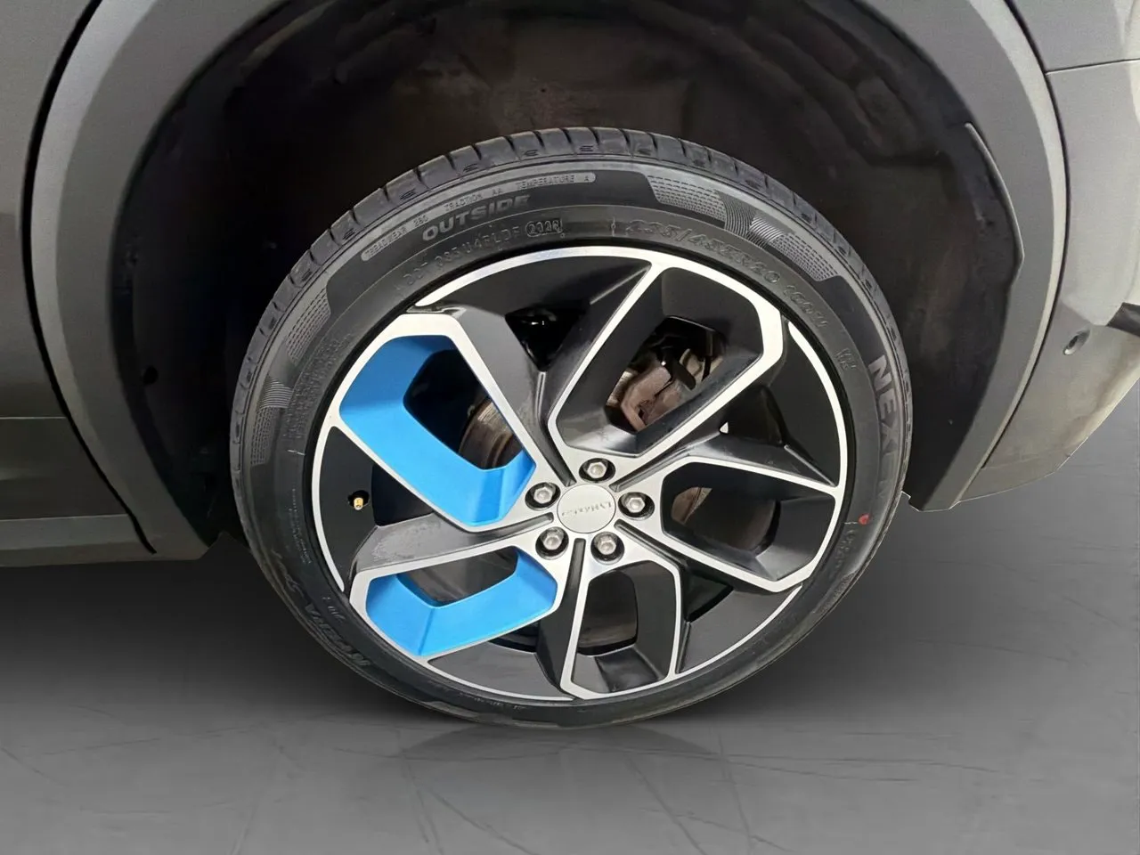 Vehicle image 31