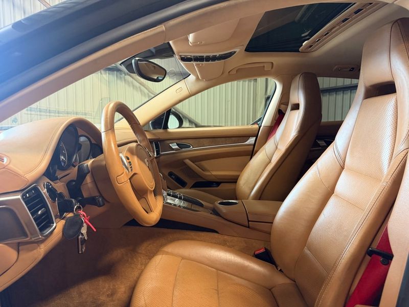 Porsche Panamera bild 23