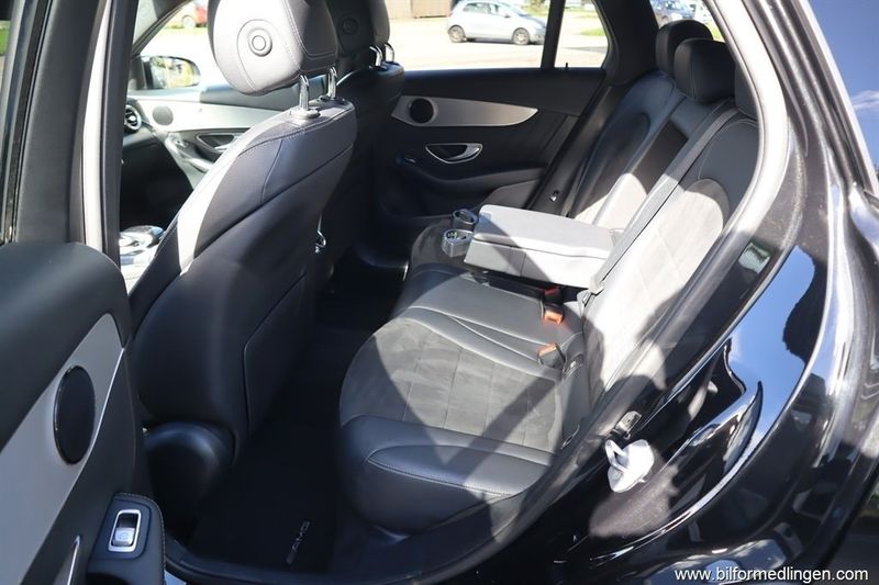 Mercedes GLC220 bild 12