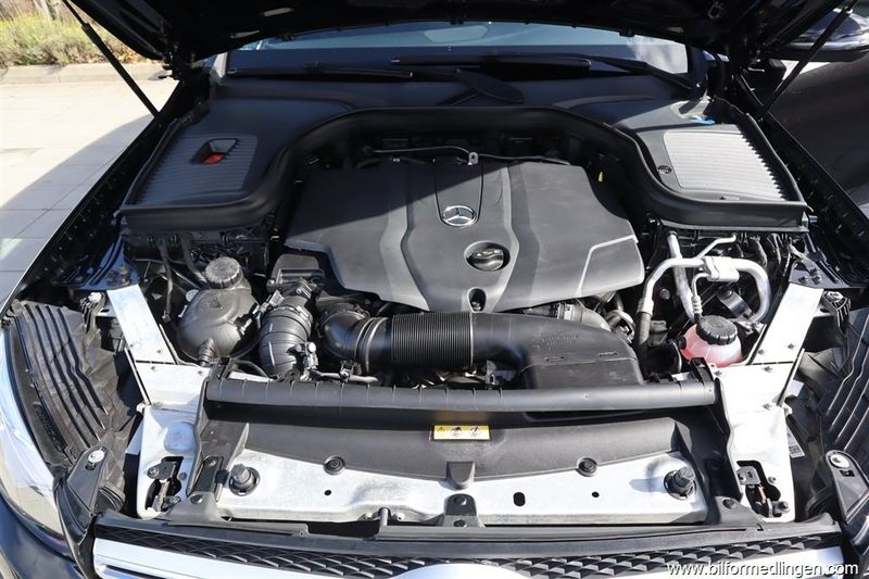 Mercedes GLC220 bild 17