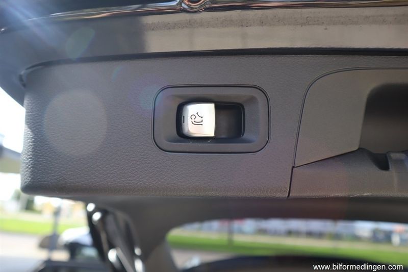 Mercedes GLC220 bild 15