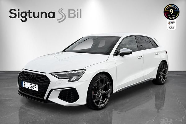 Audi S3 Sportback 310hk quattro / Svart opt / Sportstolar - 2023