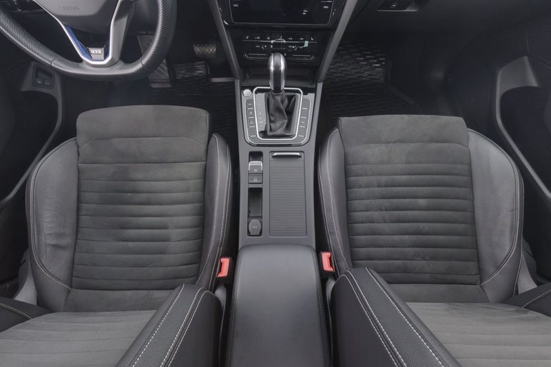 Volkswagen Passat bild 14