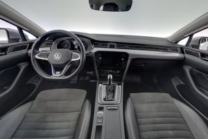Volkswagen Passat bild 13