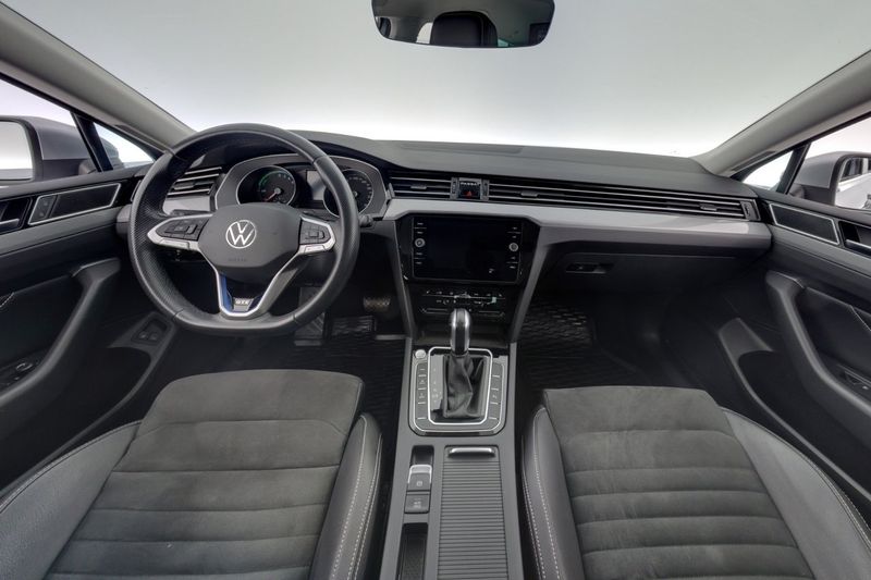 Volkswagen Passat bild 13
