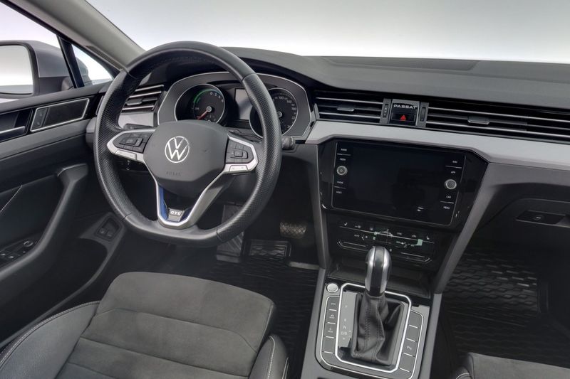 Volkswagen Passat bild 15
