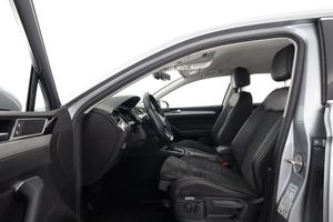 Volkswagen Passat bild 10