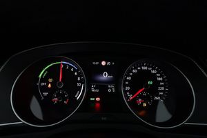 Volkswagen Passat bild 16