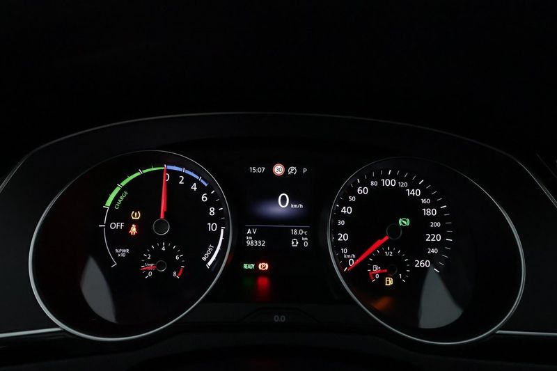 Volkswagen Passat bild 16