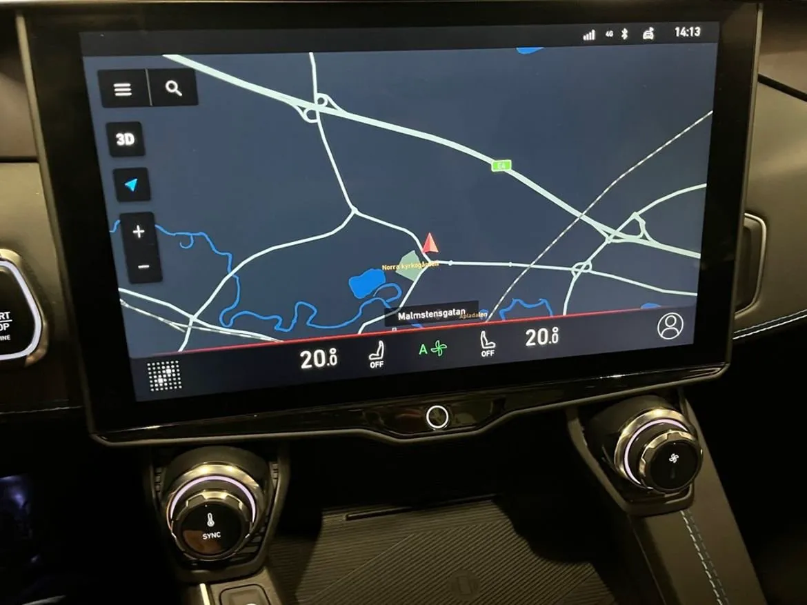 Vehicle image 15