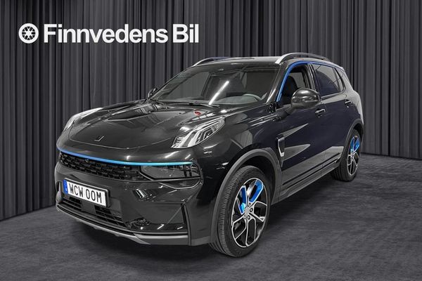 Lynk & Co 01 PHEV (V-HJUL) *DRAG/NAV/KAMERA/Pano* - 2023