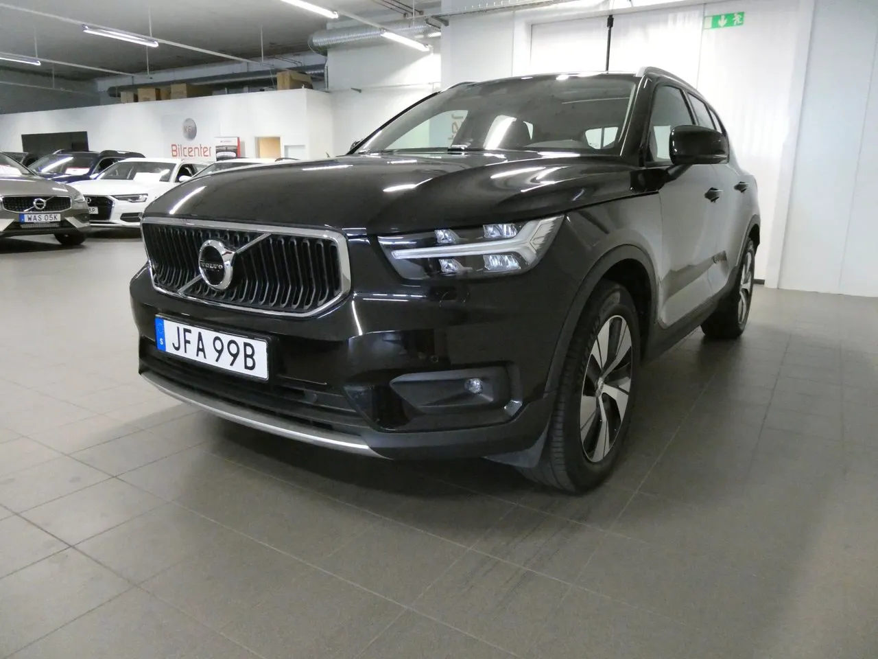 Vehicle image 8