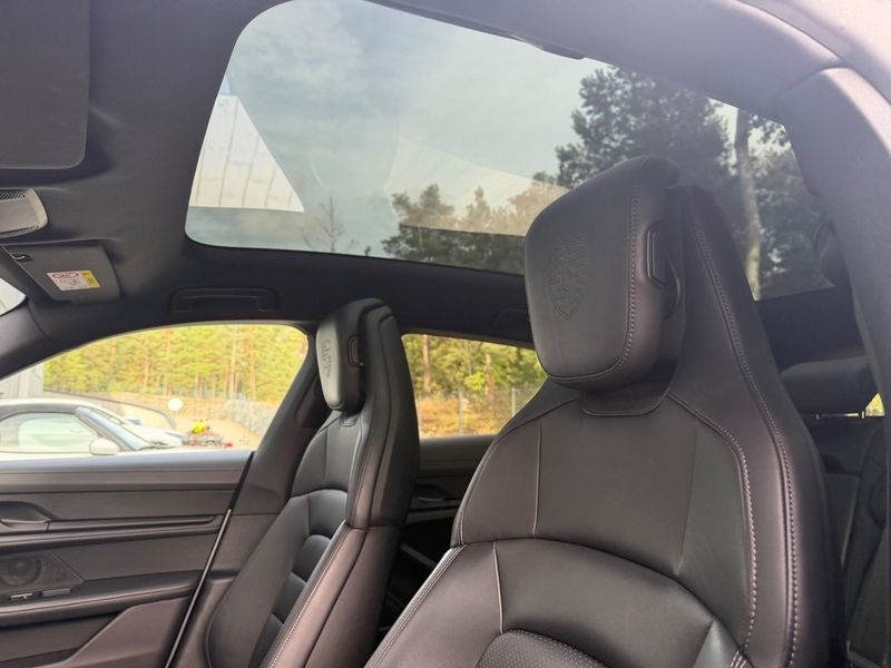 Porsche Taycan bild 11