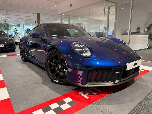 Porsche 992 911 Carrera 4 GTS Carrera 4 GTS PDK Carrera 4 GTS - 2026
