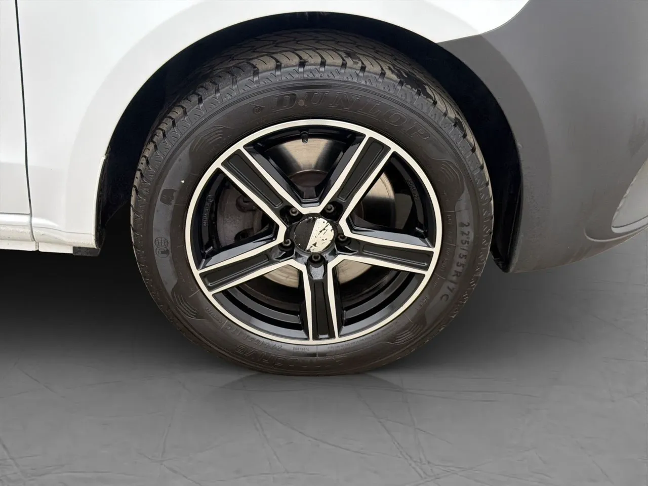 Vehicle image 31