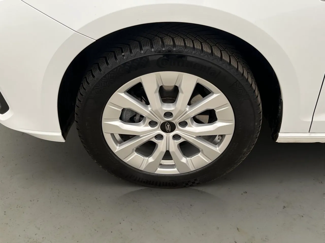 Vehicle image 36