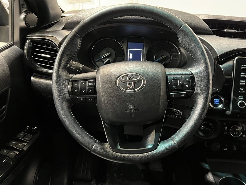 Toyota Hilux bild 15