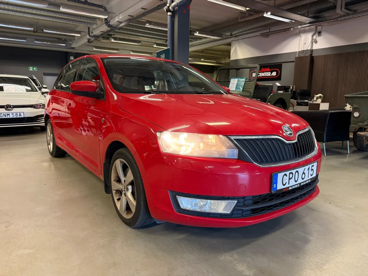 Vehicle image 3