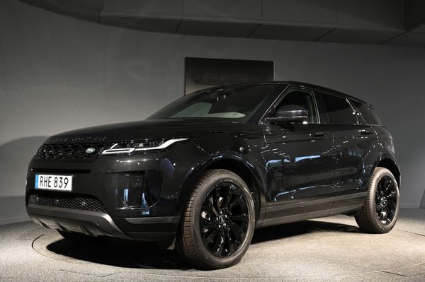 Land Rover Range Rover Evoque P300e SE *Leasebar till företag* / SoV hjul - 2023