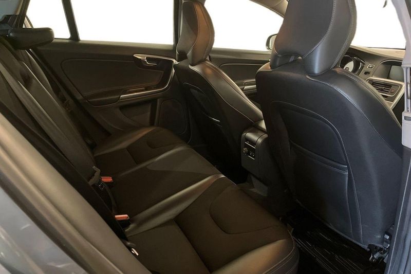 Volvo V60 bild 18