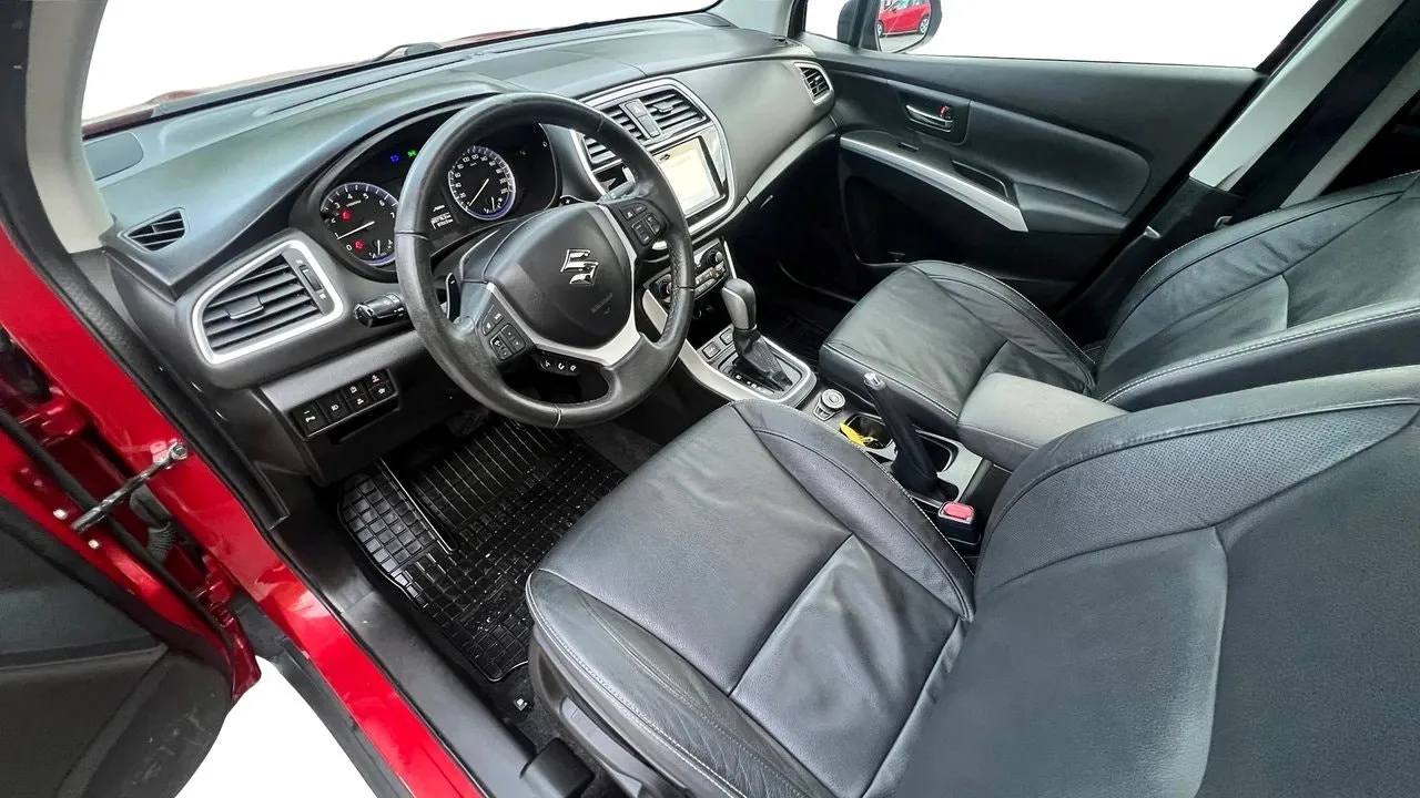 Vehicle image 8