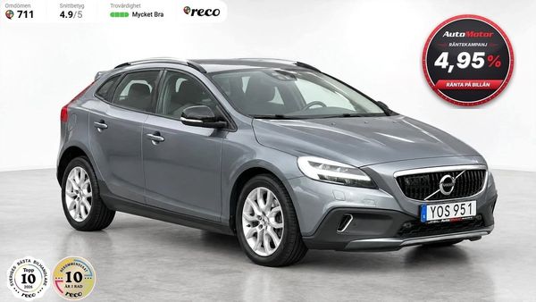 Volvo V40 Cross Country T3 Pro Edition 152hk Nybytt kamrem/Värmare/Kamera - 2019