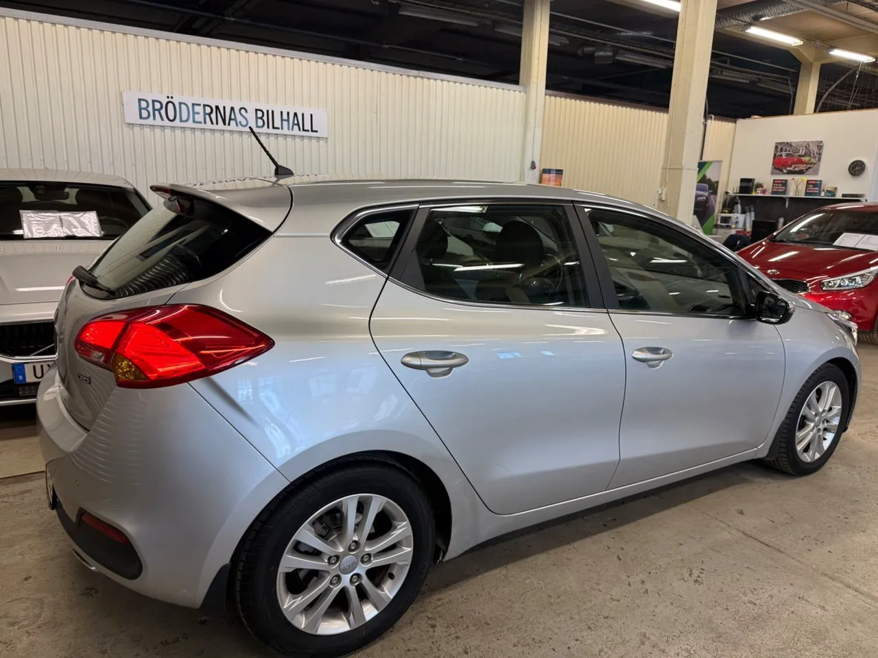 Vehicle image 1