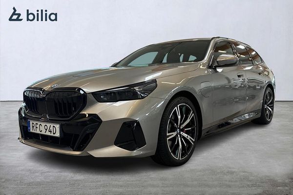 BMW 530 e xDrive Touring M Sport PRO H/K Innovation Travel Drag - 2026