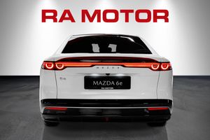 Mazda 6e bild 4