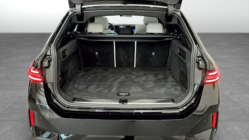 BMW i5 bild 10