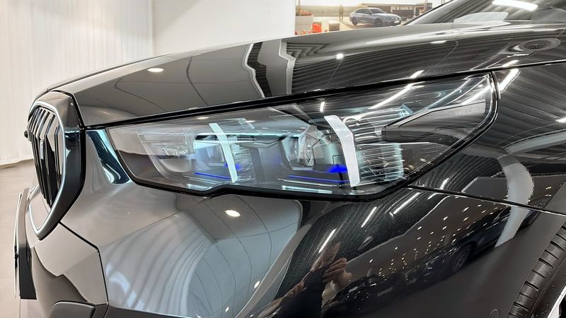 BMW i5 bild 11