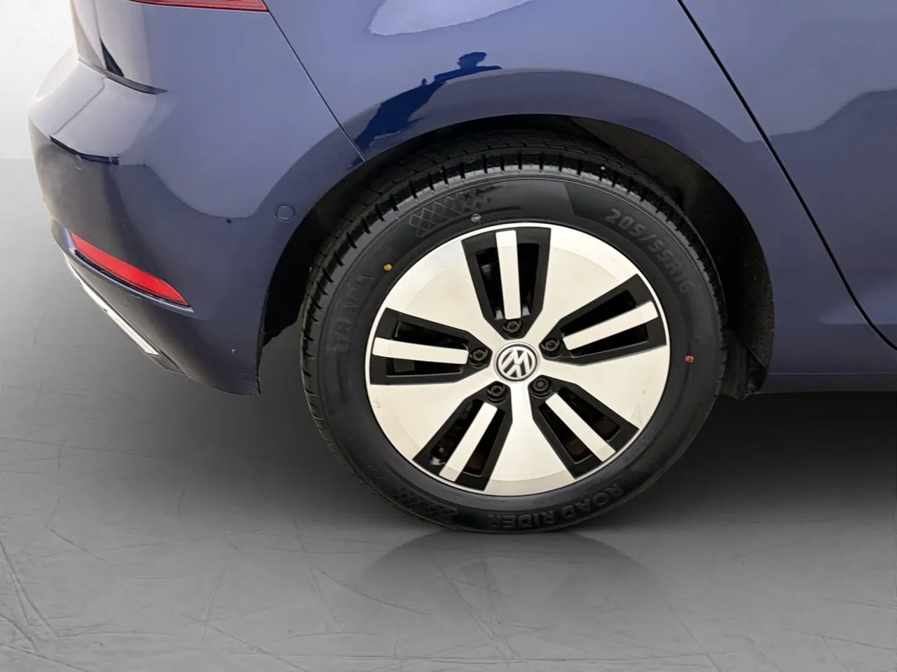 Vehicle image 31