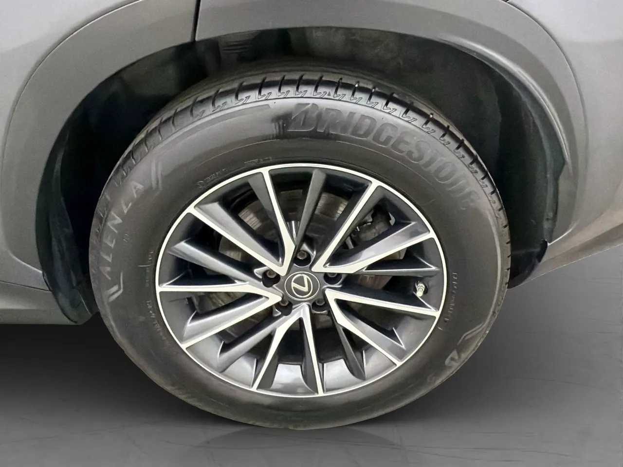 Vehicle image 33