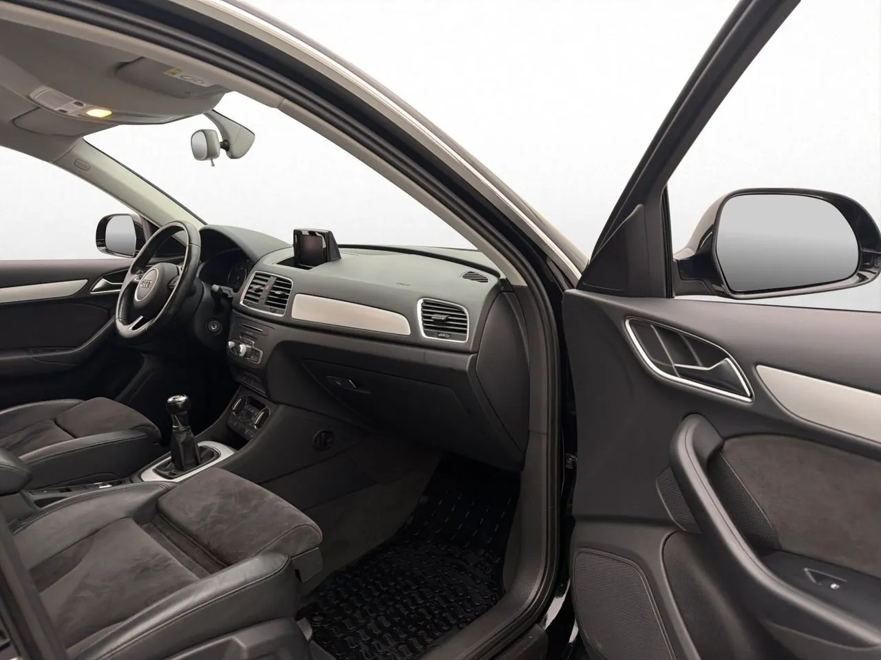 Vehicle image 23