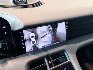 Porsche Taycan bild 23